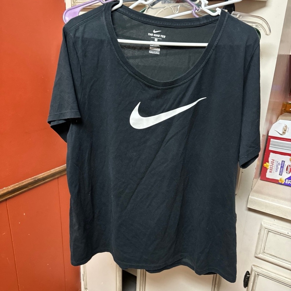 Nike tshirt